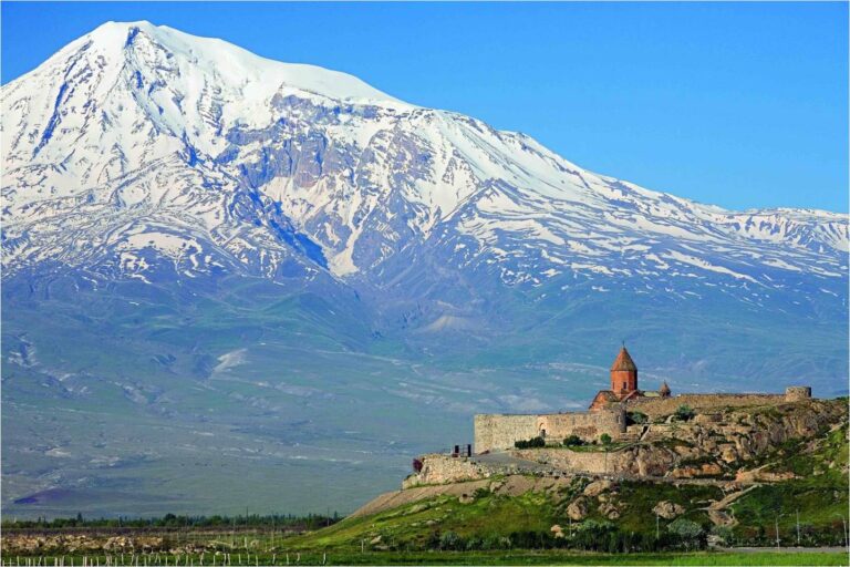 Arriva in libreria la prima Guida Verde Touring Club Italiano dedicata all’Armenia